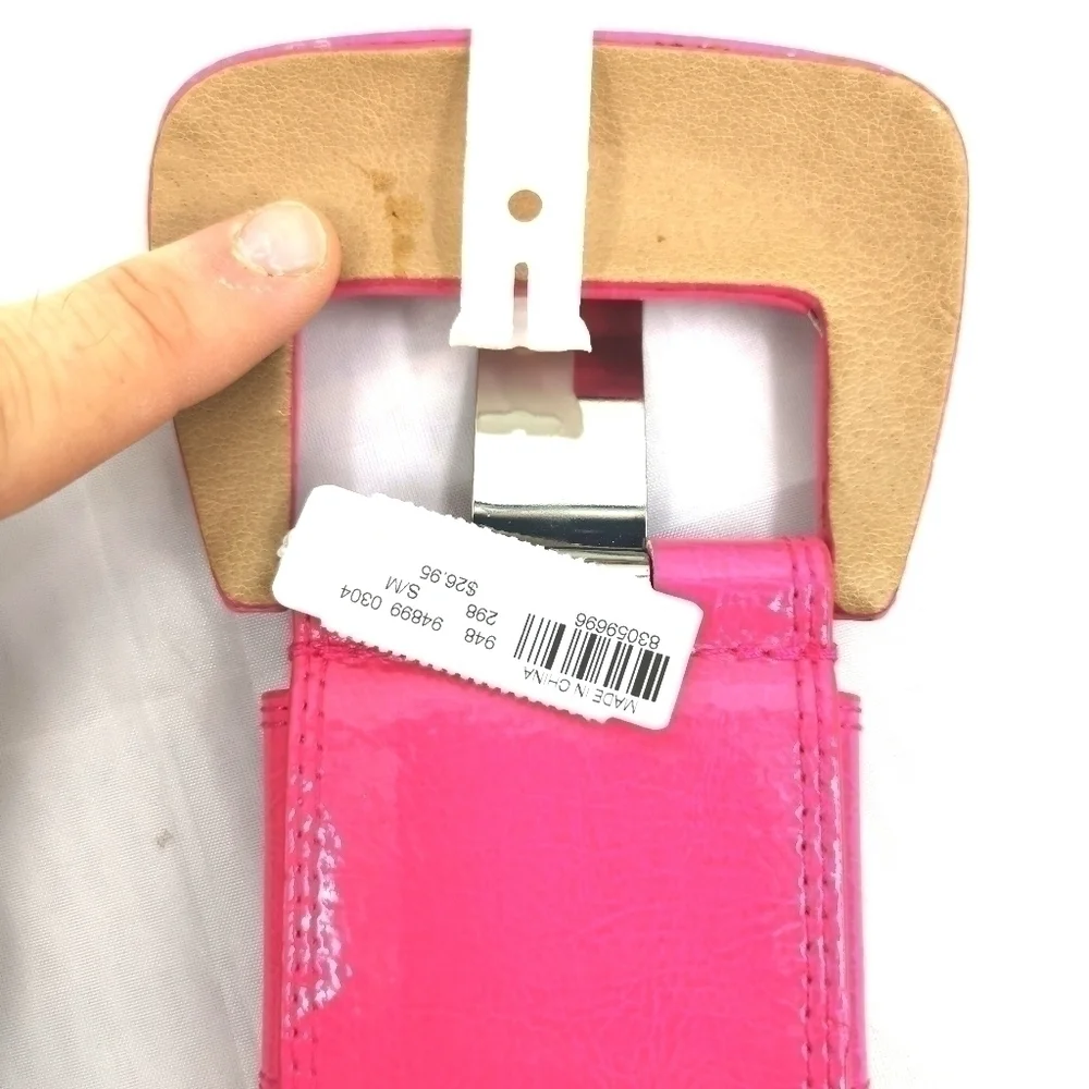 New York & Company Women's 8/M Hot Pink Belt